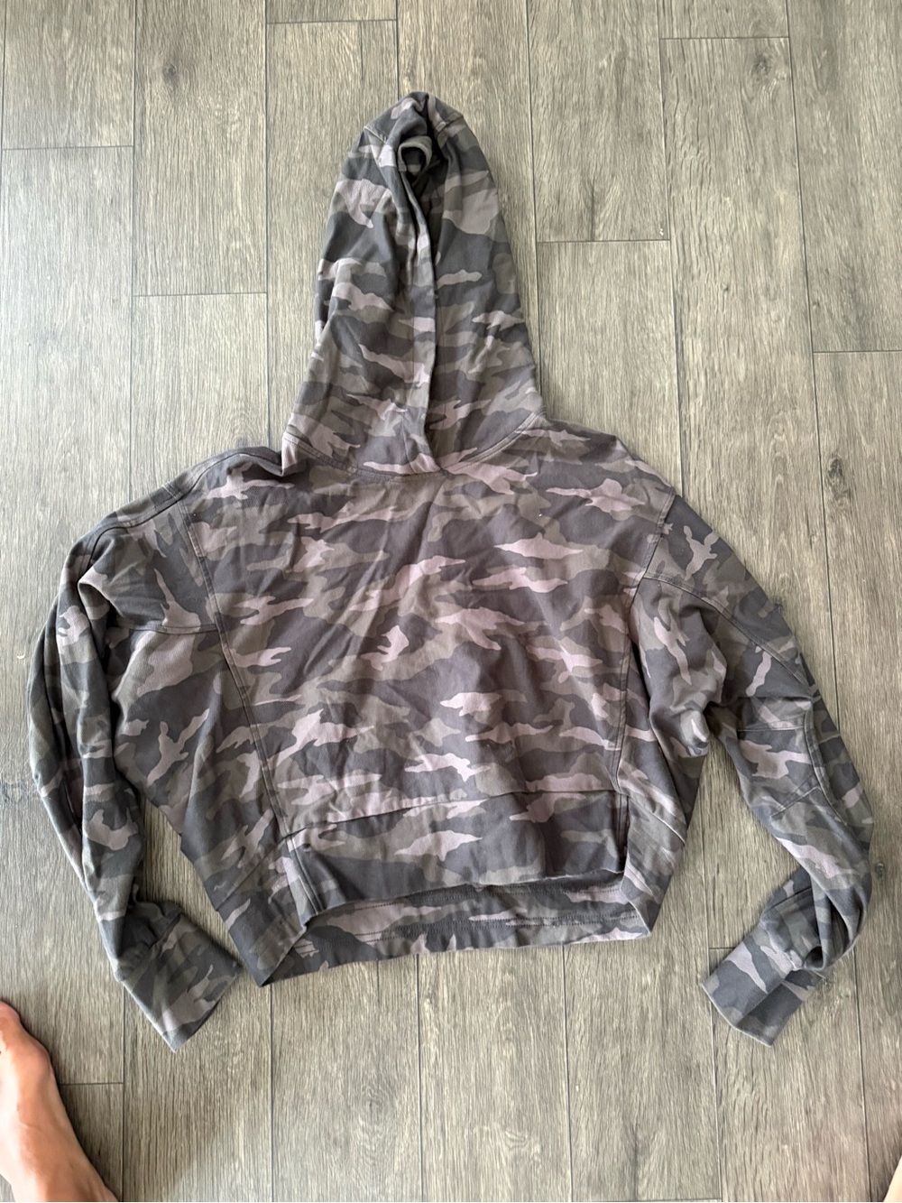 Athleta Gray Camo Cropped Hoodie